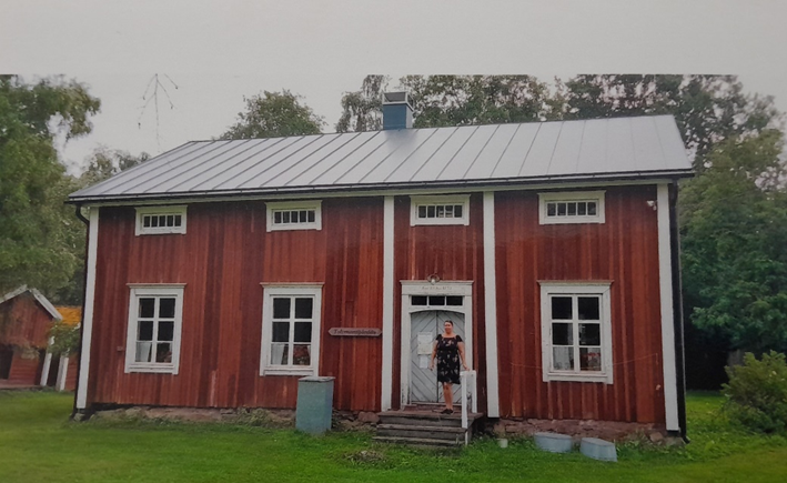 Kuva 2. Tolvmansgården talomuseo sen nykyisessä asussaan. (Kuva: oma kotialbumi)